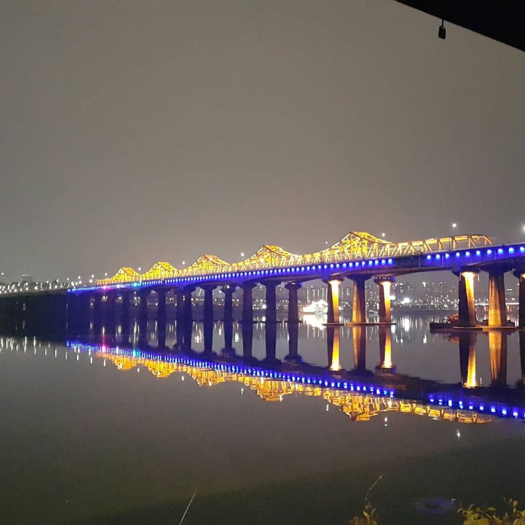 A Railway Bridge to Seoul Station